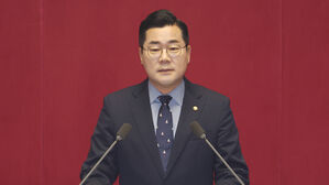 박찬대 "대통령 배우자 면죄부는 불공정&hellip;김형석&middot;김문수 해임해야"