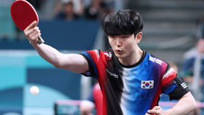 탁구 김기태, 세계랭킹 1위 꺾고 결승 진출&hellip;은메달 확보
