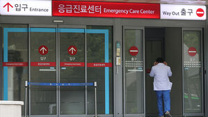 대통령실 "의대 증원 2천 명 구애 없이 합리적 안 가져오면 논의"