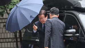 검찰 "하위 직원은 말 섞을 대상 아니냐"&hellip;이재명 "부도덕해" 반발