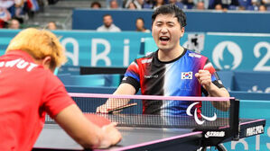 탁구 에이스 김영건, 단식 금빛 스매시&hellip;한국 6번째 금메달
