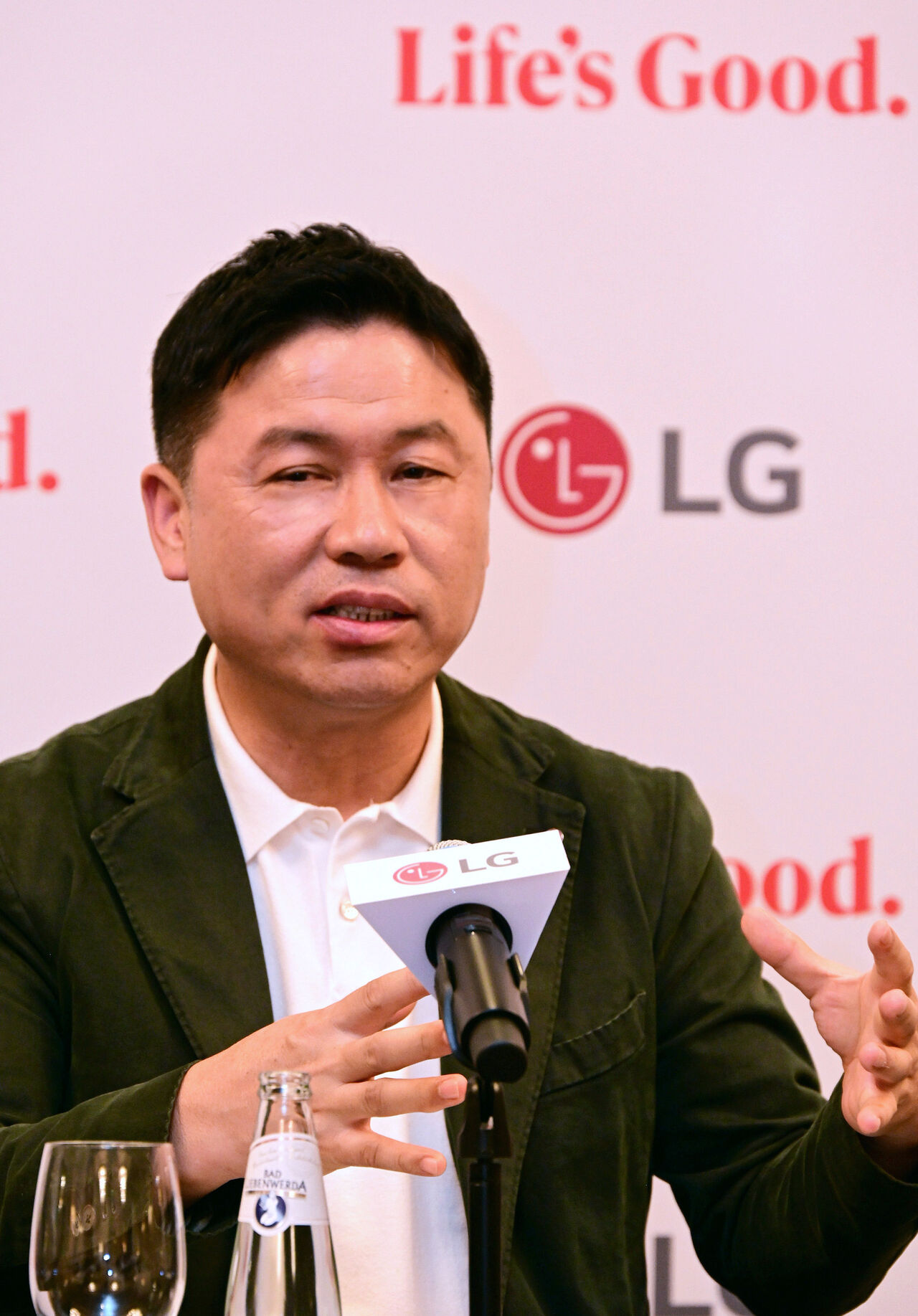 간담회에서 발언하는 류재철 LG전자 H&A사업본부장 사장 (사진=LG전자 제공, 연합뉴스)