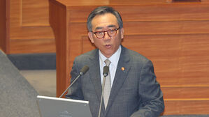 조태열 "일본과 사도광산 노동자 추도식 날짜 조율 중&hellip;9월은 힘들어"