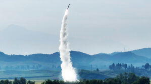 윤석열 대통령, 북한 ICBM 발사에 "엄중하게 필요 조치"&hellip;대북 독자제재 신규 지정