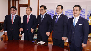 [속보] 우 의장, 특검법&middot;지역화폐법 오후 본회의 상정키로&hellip;국민의힘 반발
