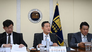 대통령실, 중동 안보&middot;경제점검회의&hellip;"유사시 긴급철수 검토"