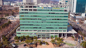 일면식 없던 여성 성폭행하려다 흉기 찌른 뒤 도망친 20대 군인