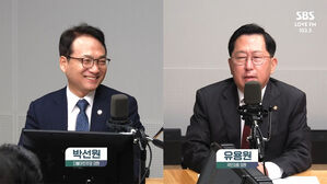 [정치쇼] 박선원 "'경례거부 상습범' 김태효 파면하라" VS 유용원 "실수에 의한 해프닝"