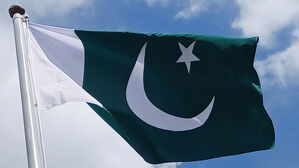 파키스탄 반군, 경찰서 습격&middot;은행 방화&hellip;16살 소년도 살해