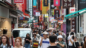 서울 명동 임대료 '1㎡당 약 1천만 원'&hellip;비싼 걸로 '세계 9위'