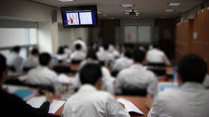 대통령실 "의료계, 의대 증원 새 답 내야…같이 계산해 보자"