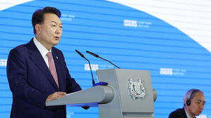 윤 대통령 "자유통일 한반도 실현되면 국제 평화 획기적 진전"
