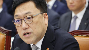 김병환 "금투세 불확실성 종식돼야&hellip;국회 빨리 결정해주길"