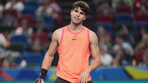 상하이 테니스 세계 2위 알카라스 8강서 탈락&hellip;세계 1위 신네르는 4강행