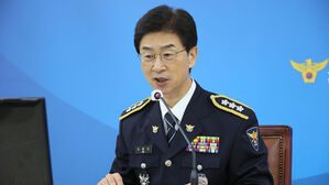 서울경찰청장 "세관 연루 마약사건 한국인 총책 검거&hellip;신속 수사"
