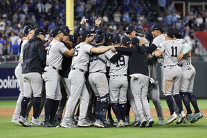양키스, 클리블랜드 잡고 ALCS 2승&hellip;저지 PS 첫 홈런