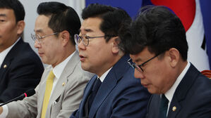 박찬대 "왕 자 써도, 영험한 주술사 데려와도 특검 못 피할 것"