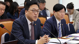 김병환 "전세대출 DSR 규제 확대, 실수요자 영향 고려해 접근"