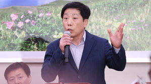 "국회가 최고인민회의냐"&hellip;전단단체대표, 야당 '위법' 지적에 버럭