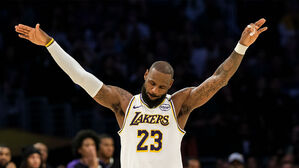 제임스 트리블더블&hellip;NBA 레이커스, 개막 3연승