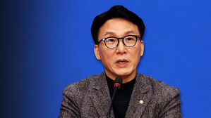 "탄핵 국면 대비 계엄령 빌드업"&hellip;김민석의 과거 발언 주목