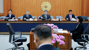 국정원 "러 파병 북한군 선발대, 전선 이동 첩보"