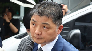 [단독] 김건희특검, '카카오 창업자' 김범수 17일 소환 통보