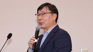 이화영, 2심도 대북송금 유죄에 "법원이 조작된 증거 인정 유감"