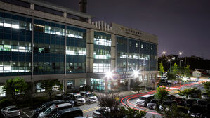 등유 섞인 경유 넣고 달린 관광버스&hellip;유통업자&middot;운전기사 적발