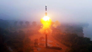 미 "북한, 현재 ICBM 10기 보유&hellip;2035년까지 50기로 늘 수 있어"