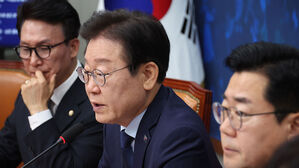 이재명 "정부, 전쟁 못 해서 안달&hellip;국민을 두려워해야"