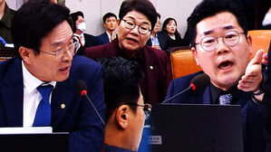 [영상] "대통령이 무식하면" 하더니 "김 여사가 한 말!"&hellip;격분한 국민의힘 의원들 '우르르' 나와 '항의 폭주'