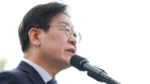 거리서 특검 총공세 편 민주당&hellip;"윤 대통령 탄핵" 발언도 분출