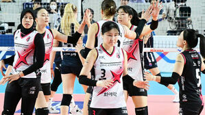 프로배구 정관장, 최하위 도로공사 완파&hellip;2위 도약