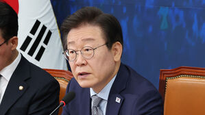 민주, 금투세 폐지로 결론&hellip;이재명 "주식시장 너무 어렵다"