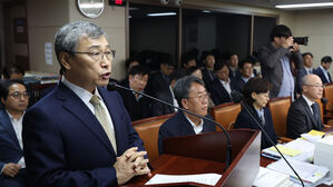 정근식 "AI 교과서 검증 기간 충분치 않아&hellip;신중 검토"