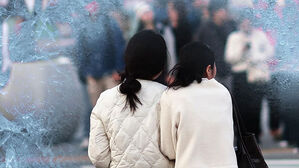 어제보다 10도 이상 '뚝'&hellip;동해안 눈
