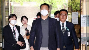 조우형 "검사 윤석열 만난 적 없어&hellip;커피 타준 건 박 모 검사"