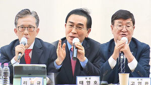 북한을 곤혹스럽게 하는 것들&hellip;탈북 외교관 7인이 말하는 북한 속사정 [스프]