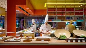 새해벽두 호텔 뷔페&middot;명품 업체 '가격 줄인상'&hellip;원가&middot;환율 부담 탓