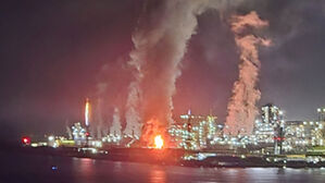 [속보] 포스코 "포항제철소 3파이넥스서 불"