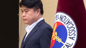 의협, 오늘 임현택 회장 탄핵 여부 표결