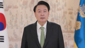 윤 대통령 APEC &middot; G20 참석 위해 출국&hellip;"한미일 정상회의 개최"