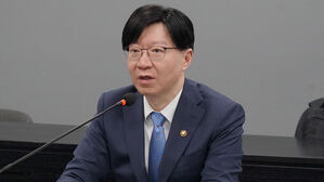 금융위 "시장 변동성 확대에 경각심 갖고 엄중히 본다"