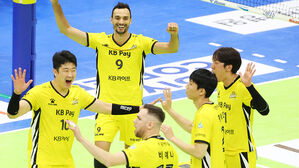 V리그 KB손보, 한국전력 꺾고 시즌 2승째&hellip;한국전력 5연승 후 3연패
