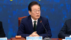검찰, '법인카드 유용 혐의' 이재명 기소&hellip;김혜경 기소유예