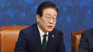 경찰은 불송치한 이재명 '법카 유용 의혹'&hellip;검찰 수사는 달랐다