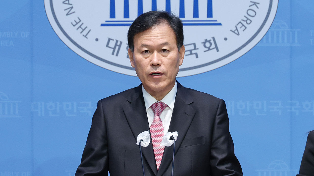 윤한홍 "정권 비판 자격 갖추자, 계엄 사과해야" 작심 비판