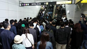 '지옥철' 김포골드라인 증차 난항&hellip;경기도 "예산 지원 불가"