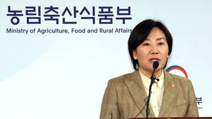 농식품부 장관 "양곡&middot;농안법 개정은 '농망법'&hellip;미래 없애는 법"